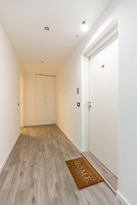 2 Minutes From Central Station-Exclusive Open Space ميلان المظهر الخارجي الصورة